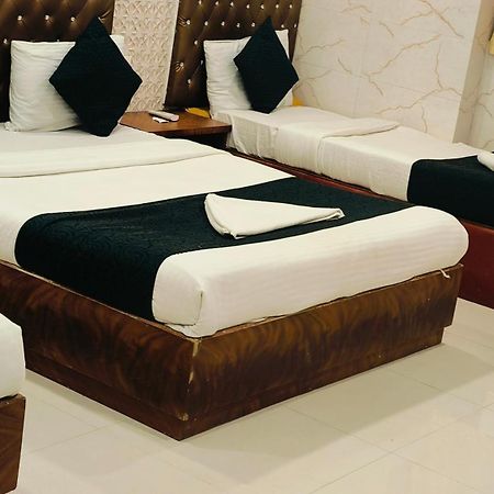 Hotel Golden Hayyath Inn มุมไบ ภายนอก รูปภาพ